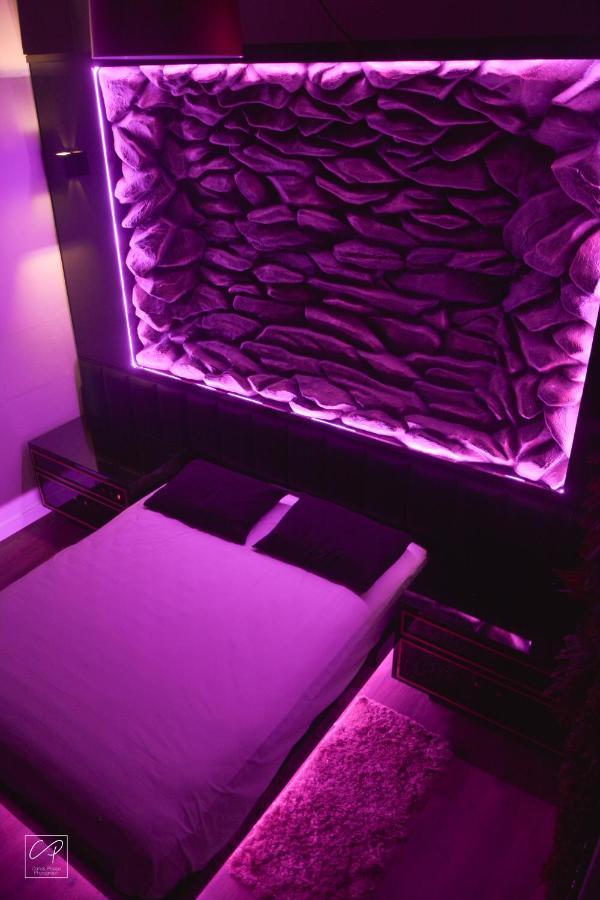 Hotel do amor Mio (adults Only)